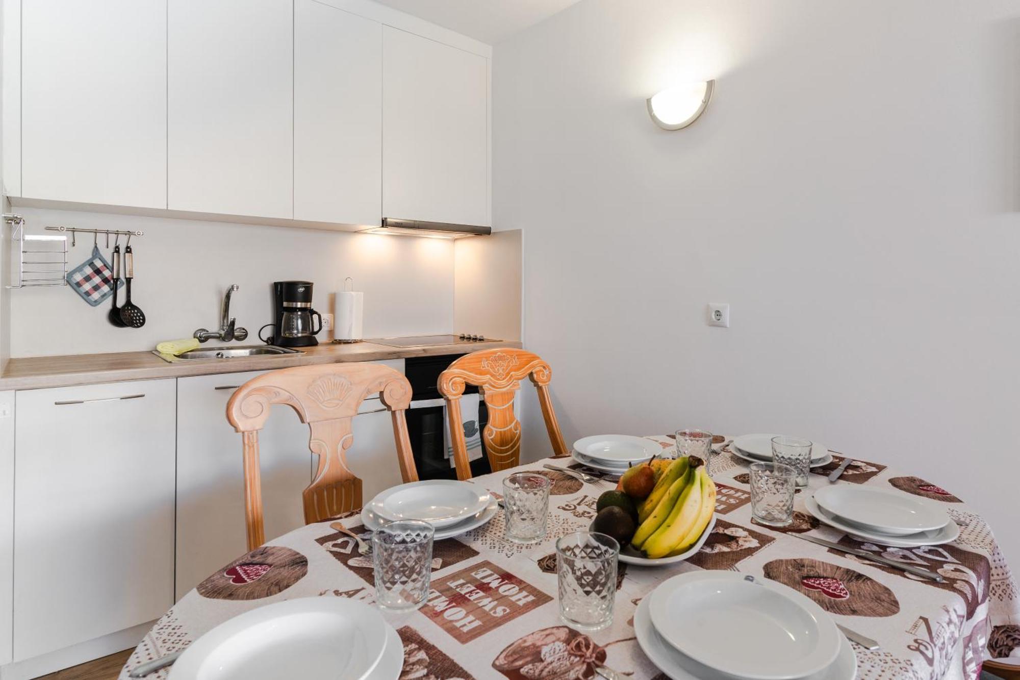 Oceanfront 2 Bedrooms Holiday Home In Tenerife South 圣米格尔德阿沃纳 外观 照片